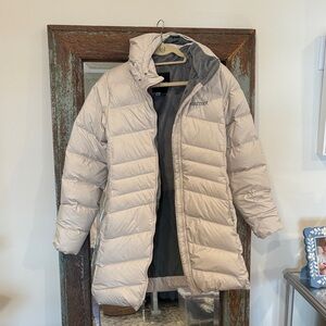 Marmot Women's Montreal Ivory Puffer Coat - size M